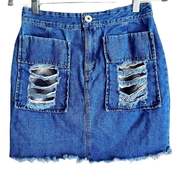 POL Boutique Distressed Plaid Patched Frayed Hem Denim Mini Skirt - Picture 1 of 13